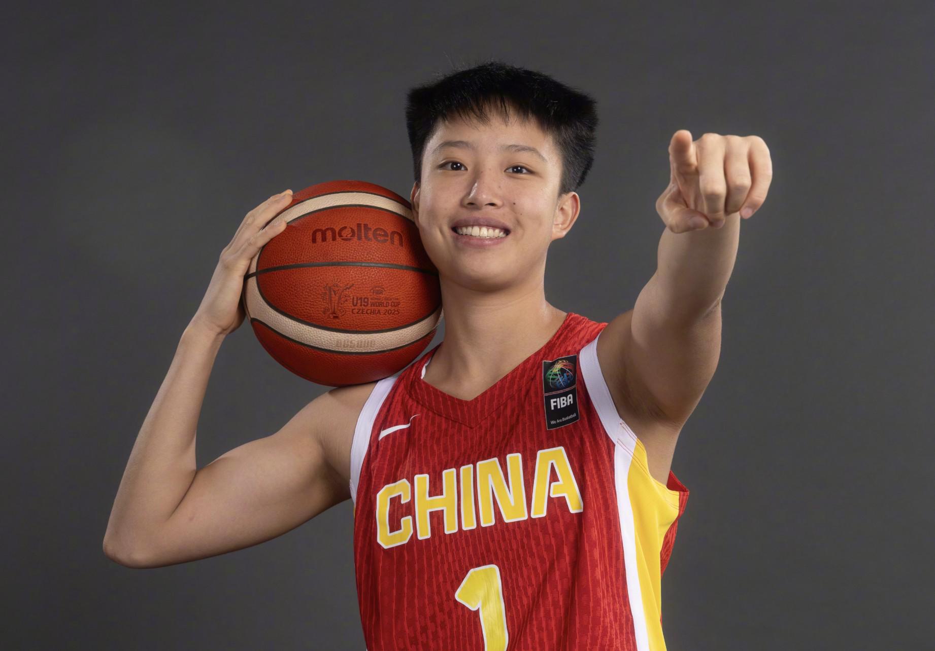 惊喜，冉珂嘉成为首位被WNBA选秀选中的中国后卫